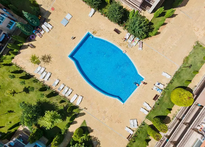 Nessebar Club *